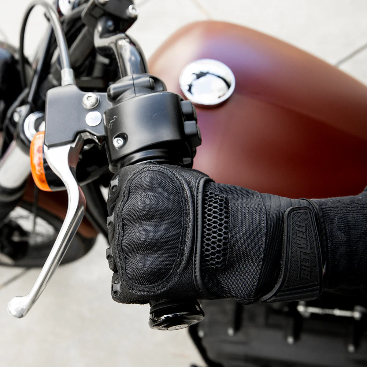 Bridgeport Gloves - Black Out - Image 14