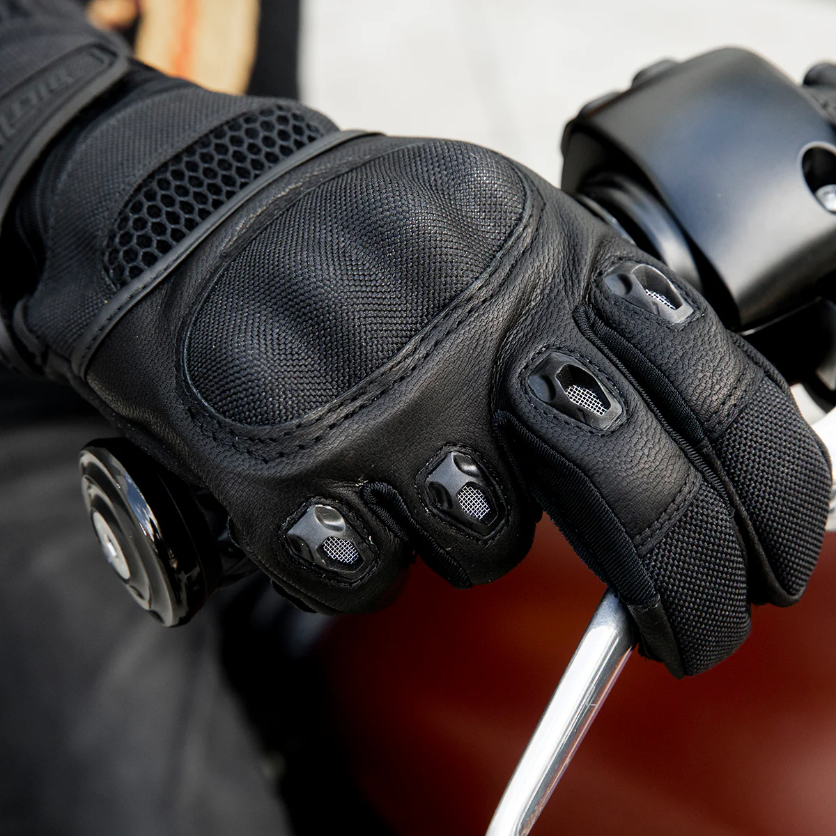 Bridgeport Gloves - Black Out - Image 17