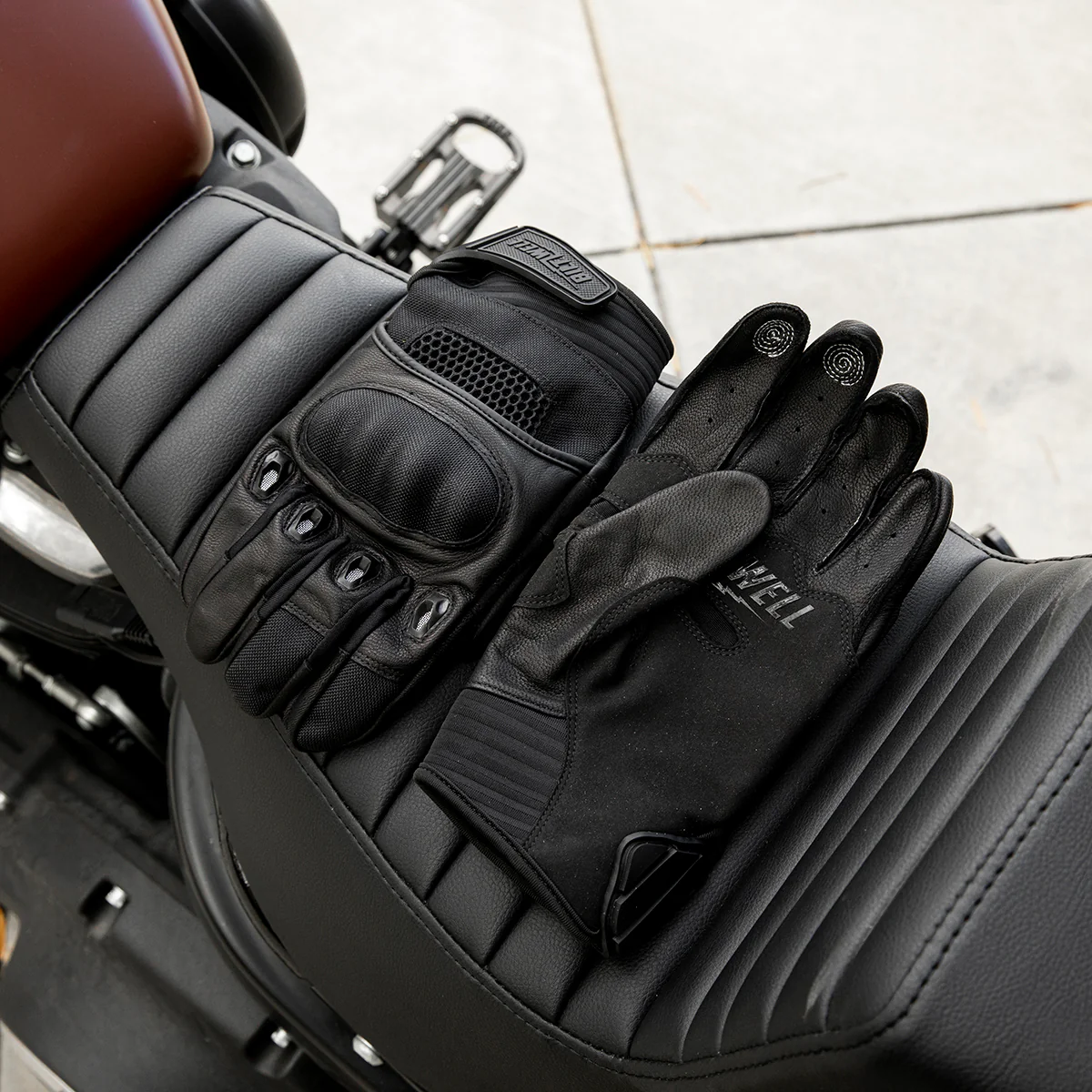 Bridgeport Gloves - Black Out - Image 9