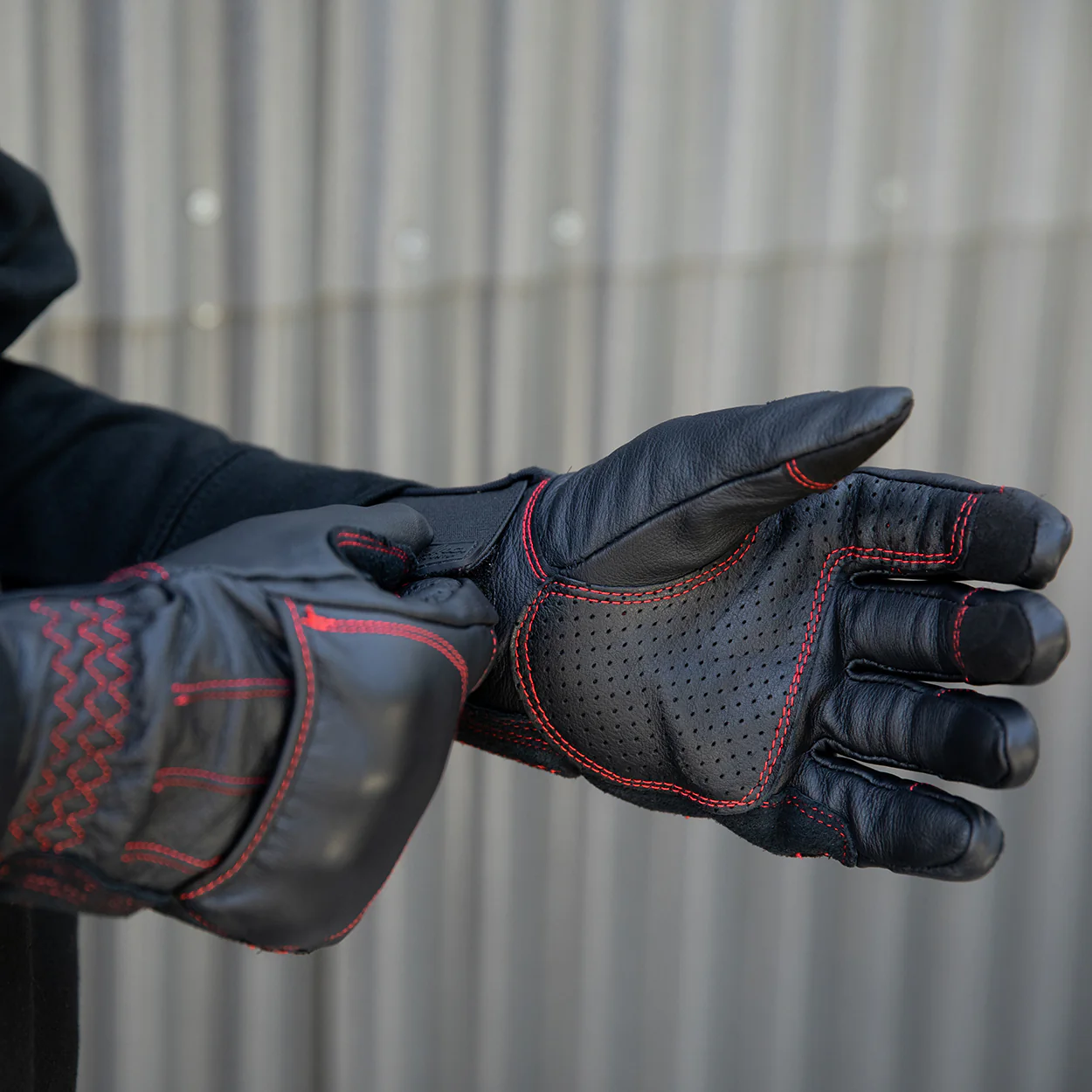 CLOSEOUT Belden Gloves - Redline - Image 13
