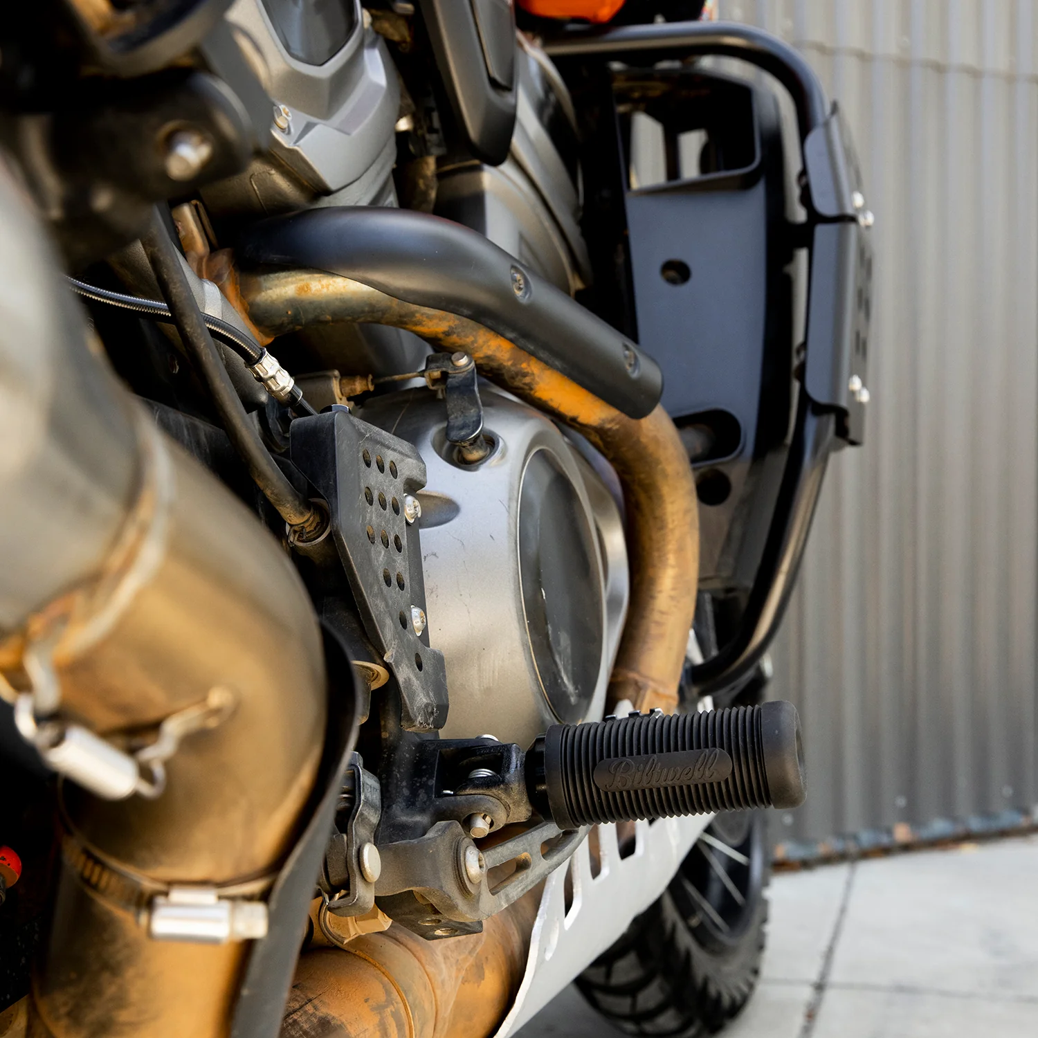 CLOSEOUT Norman Foot Pegs HD Rider - Image 10