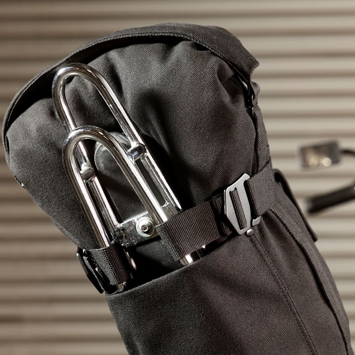 EXFIL-32 Sissy Bar Bag - Black - Image 11