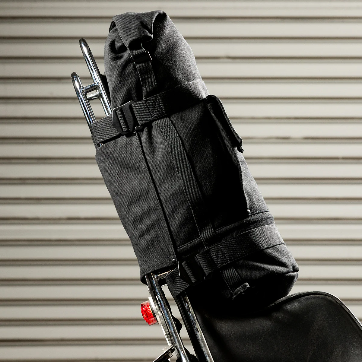 EXFIL-32 Sissy Bar Bag - Black - Image 12