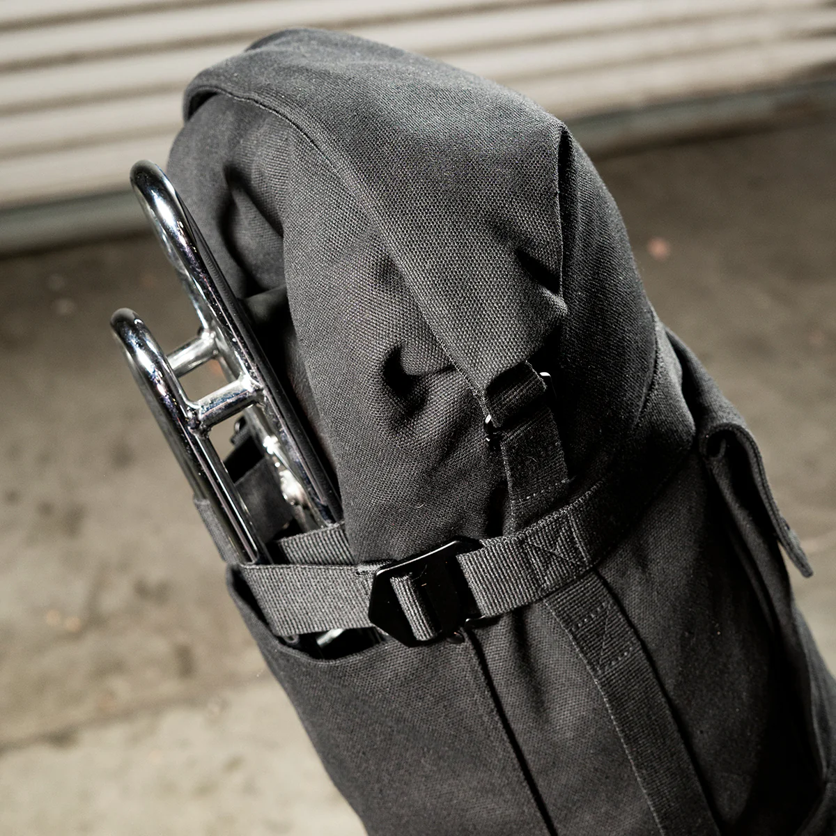 EXFIL-32 Sissy Bar Bag - Black - Image 14