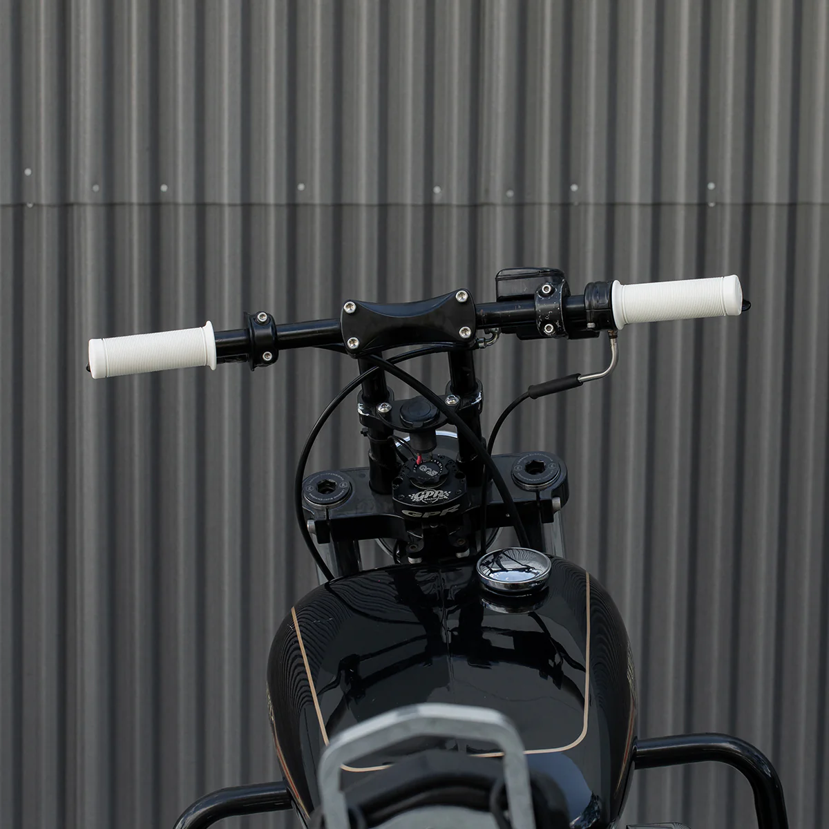 Kung Fu TPV Grips - White - Image 3