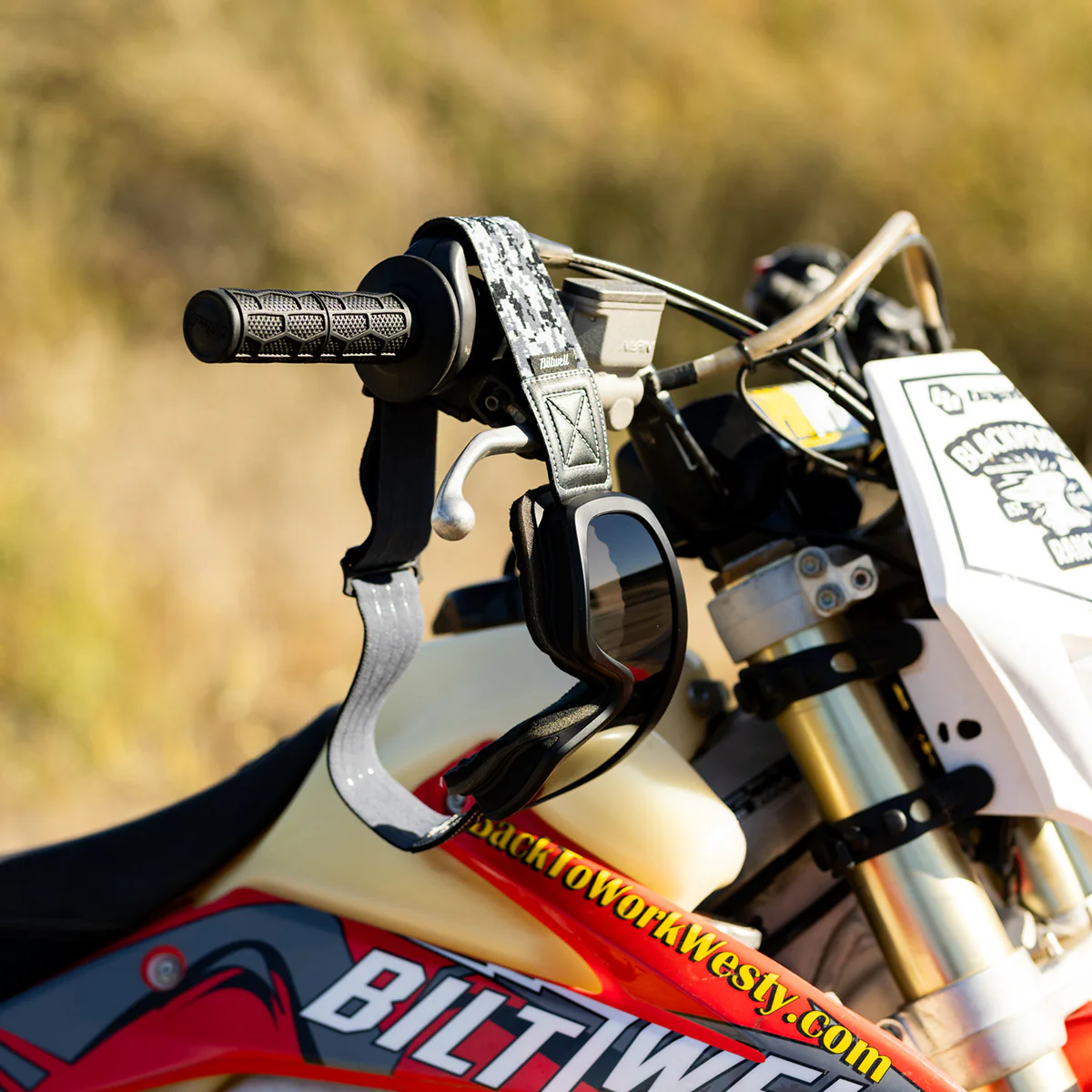 Moto Grips - Black Medium - Image 9